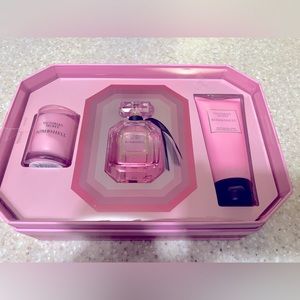 Victoria’s Secret Bombshell Perfume Gift Set with Lotion and Candle